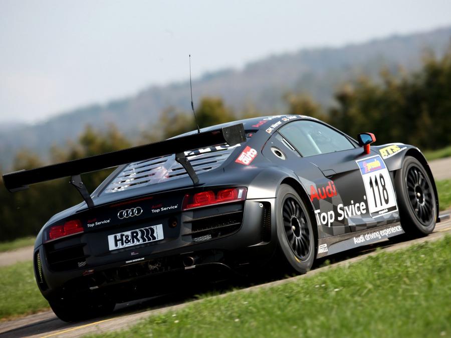  Audi R8 LMS 2009 года  (фото 13 из 37)